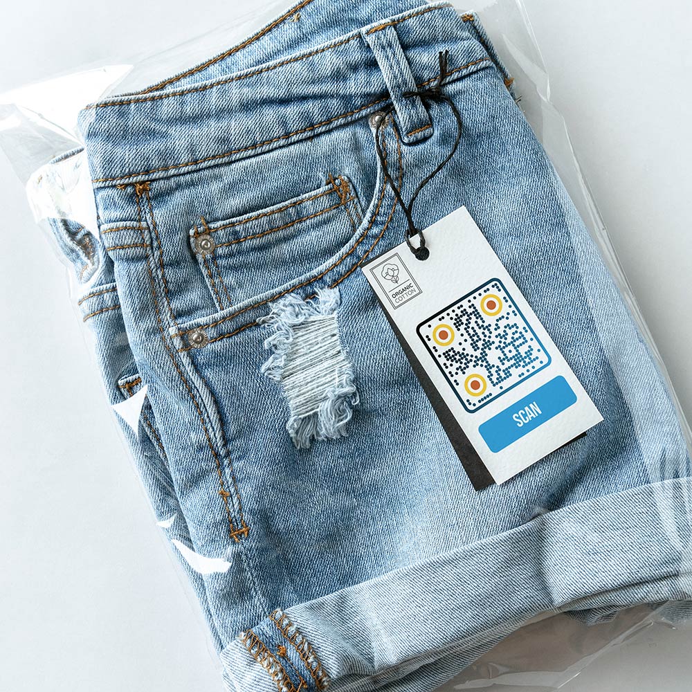 Ilustración de un código QR editable en un entorno de promoción minorista