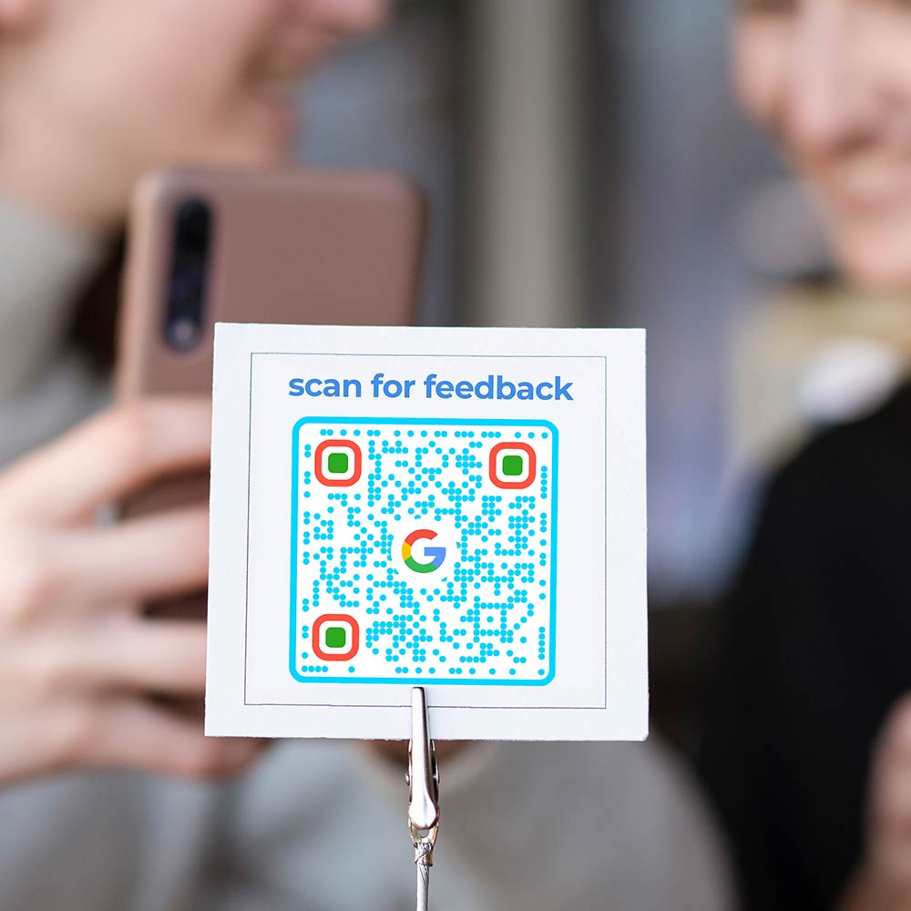 El código QR como puerta de entrada a las plataformas de opinión de los clientes