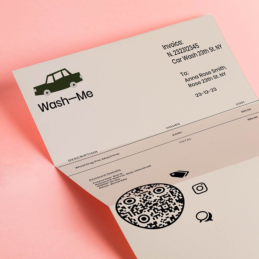 Recibo con un código QR que lleva a ofertas y comentarios adicionales