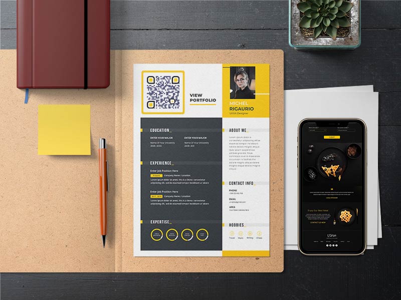 png Código QR en un currículum vitae que enlaza con casos prácticos adicionales