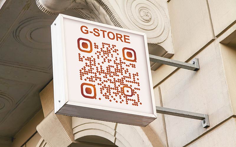 Un ejemplo de código QR en una señal de tráfico en formato bicolor