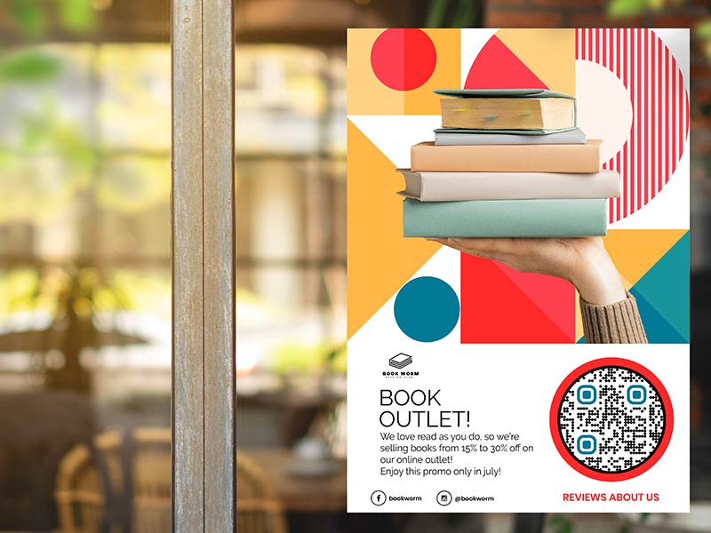 Código QR en un local comercial en una pancarta